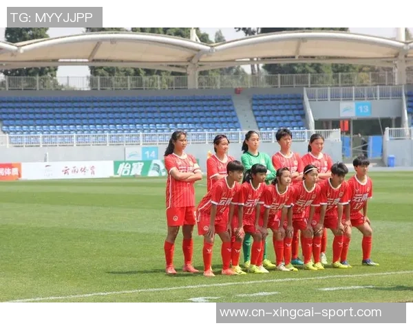 足球进场介绍:探索比赛前的热情氛围与精彩瞬间 足球进场介绍:探索比赛前的热情氛围与精彩瞬间